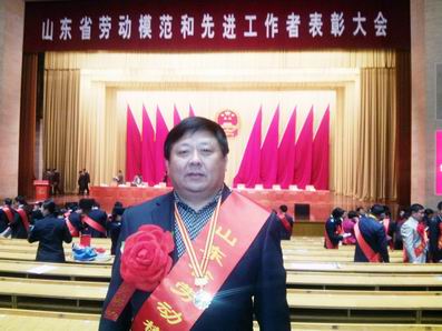 泰安市市長質(zhì)量獎獲得者、山東省勞動模范康鳳明.jpg